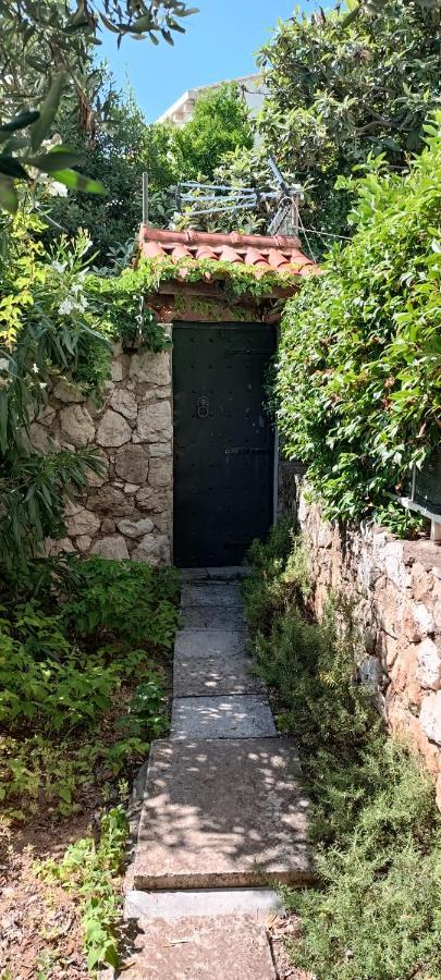 Opus Three Apartment Dubrovnik - Private Parking Екстер'єр фото